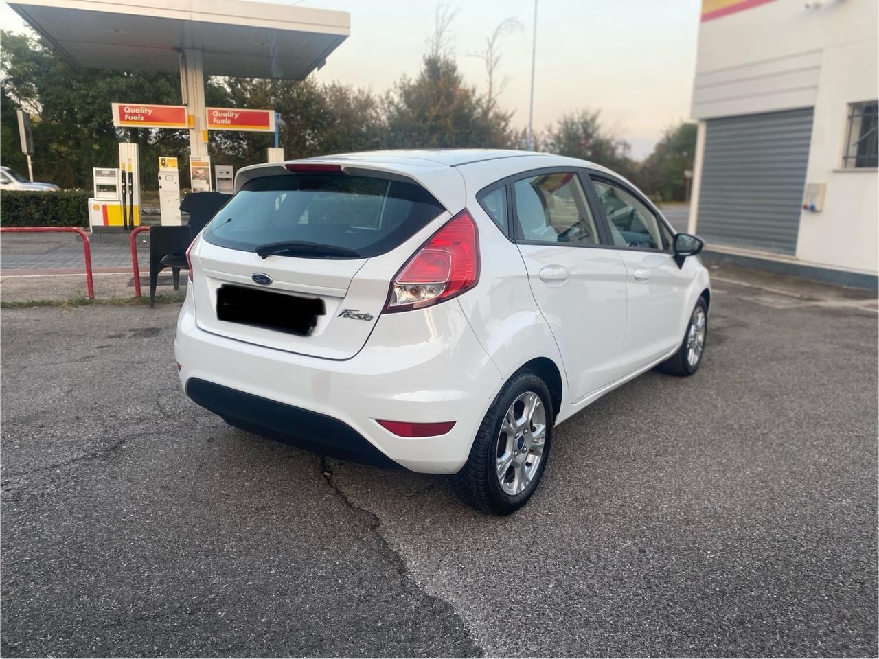Ford Fiesta 1.5 TDCi 75CV 5 porte