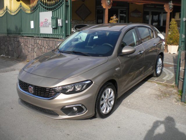 FIAT Tipo 1.6 Mjt S&amp;S 5 porte Lounge