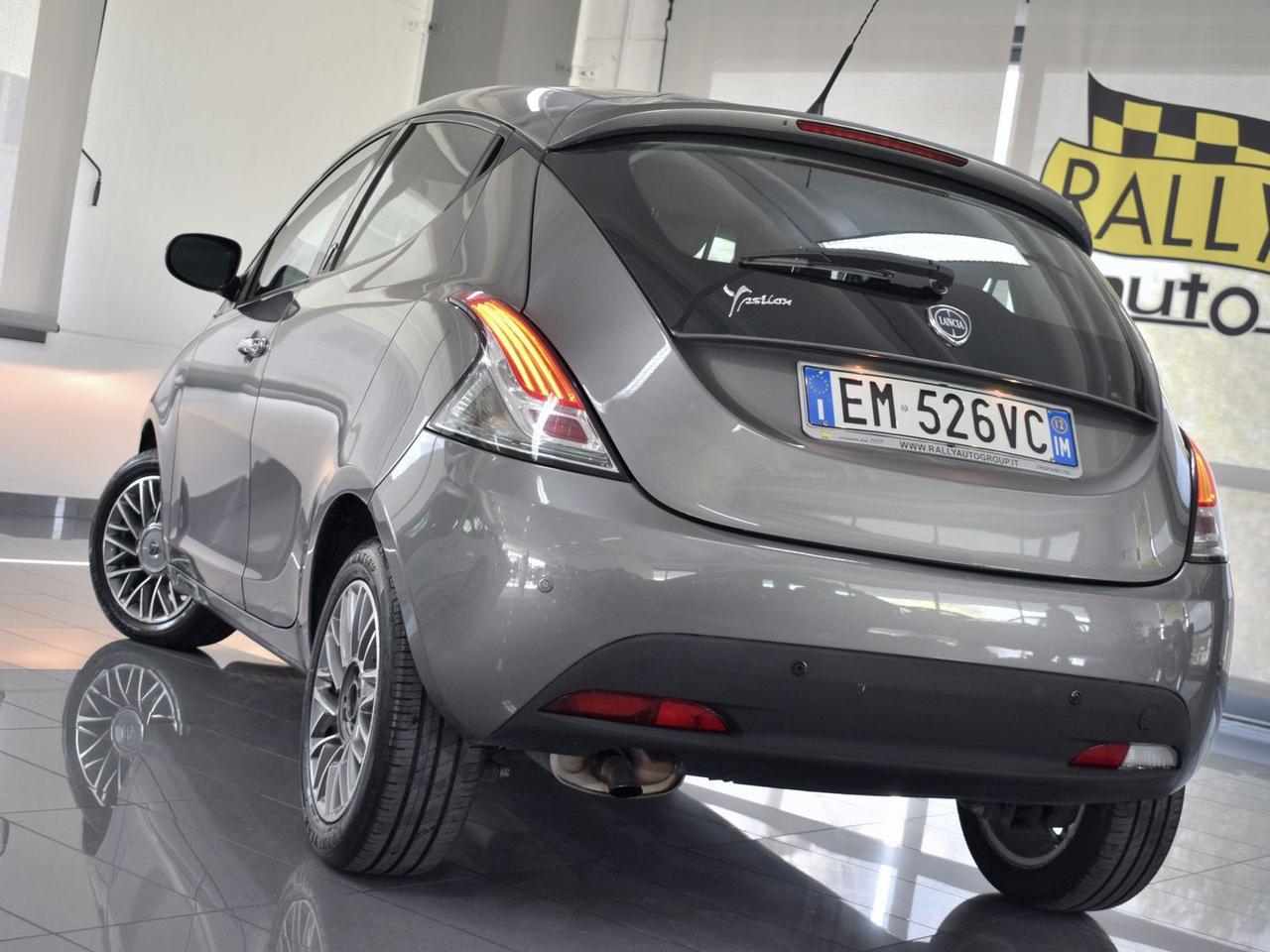 Lancia Ypsilon Platino 1.3 Mjet