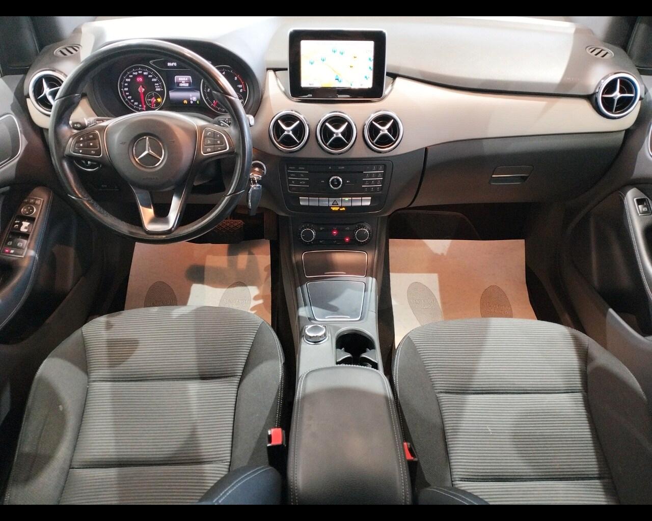 MERCEDES Classe B (T246/242) B 180 CDI Automati...