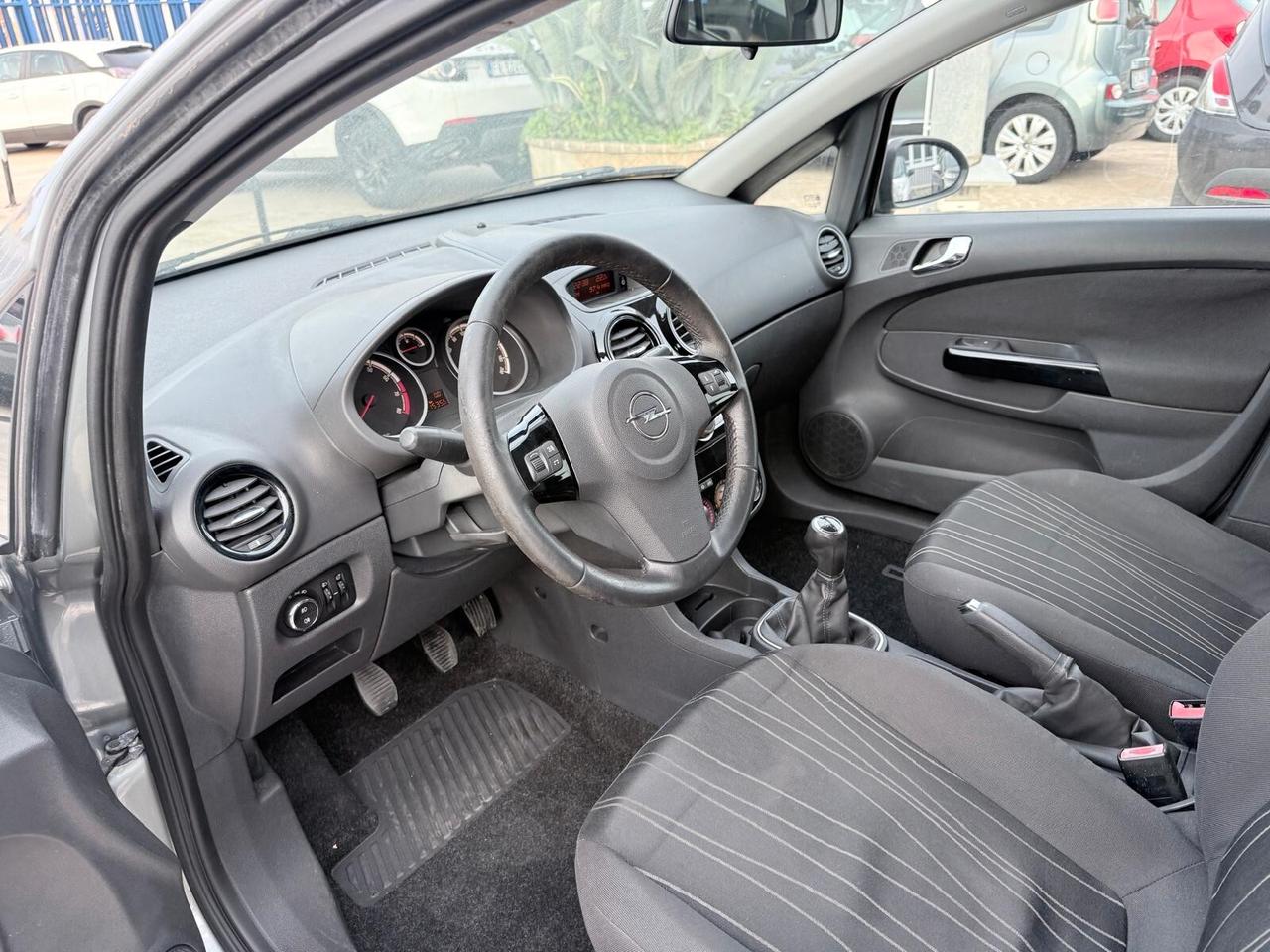 Opel Corsa 1.2 5 porte Edition