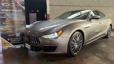 Maserati Ghibli 330 CV MHEV GT