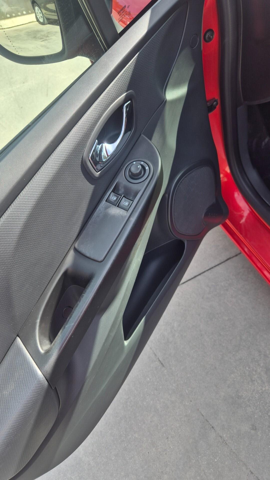 Renault Clio 1.5 dCi 8V 75CV 5 porte Live