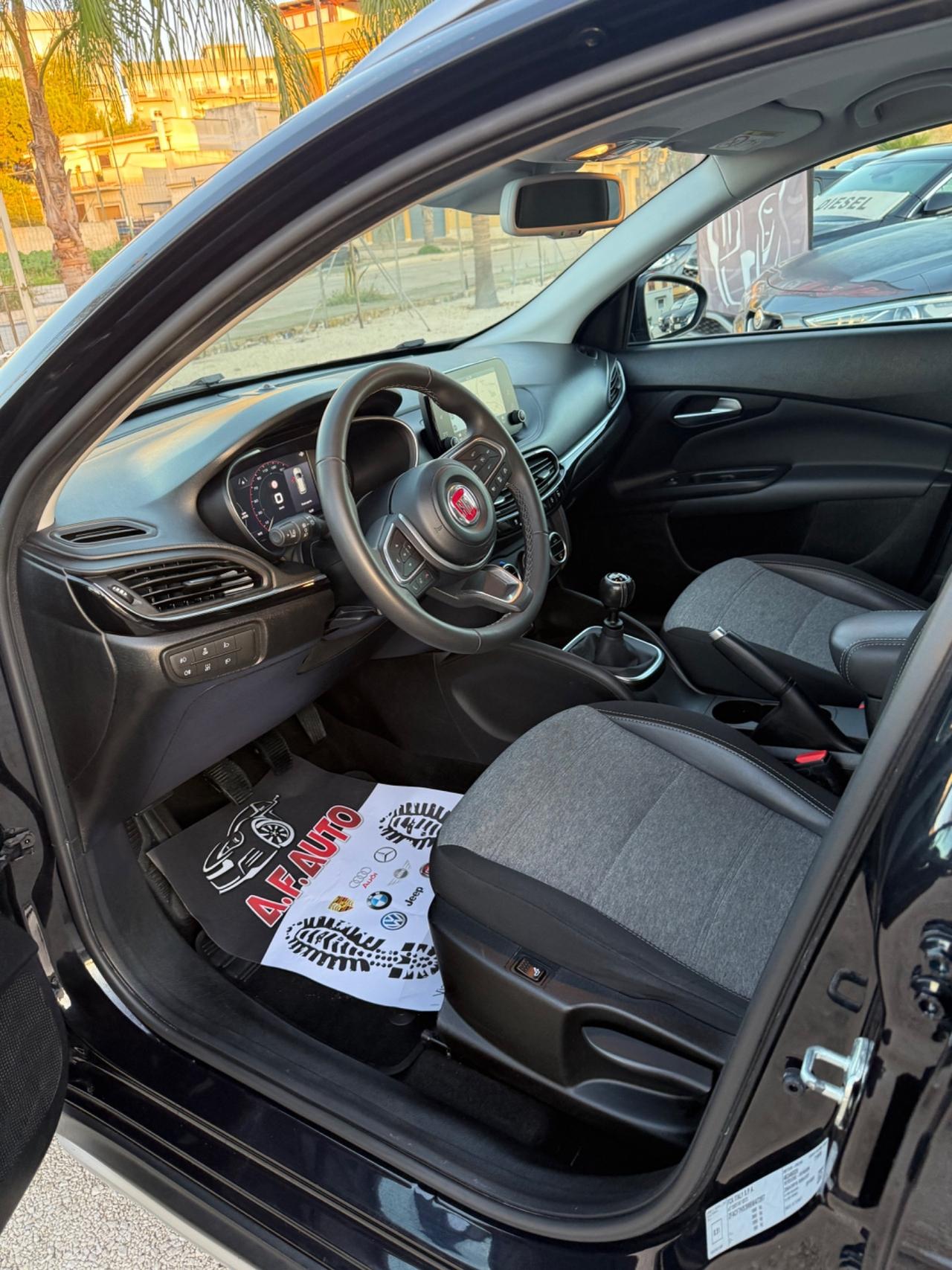 Fiat Tipo 1.6 Mjt S&S 5 porte Cross