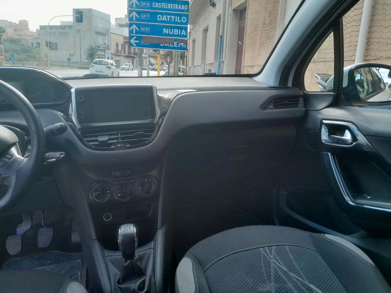 Peugeot 208 PureTech 82 5 porte Active