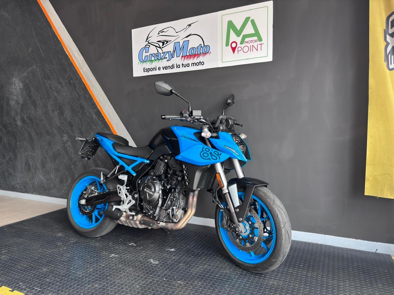 Suzuki GSX-8S