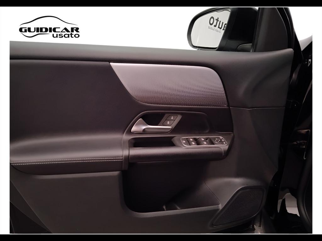 Mercedes-Benz GLB - X247 2019 - GLB 180 d Sport auto 7p.ti