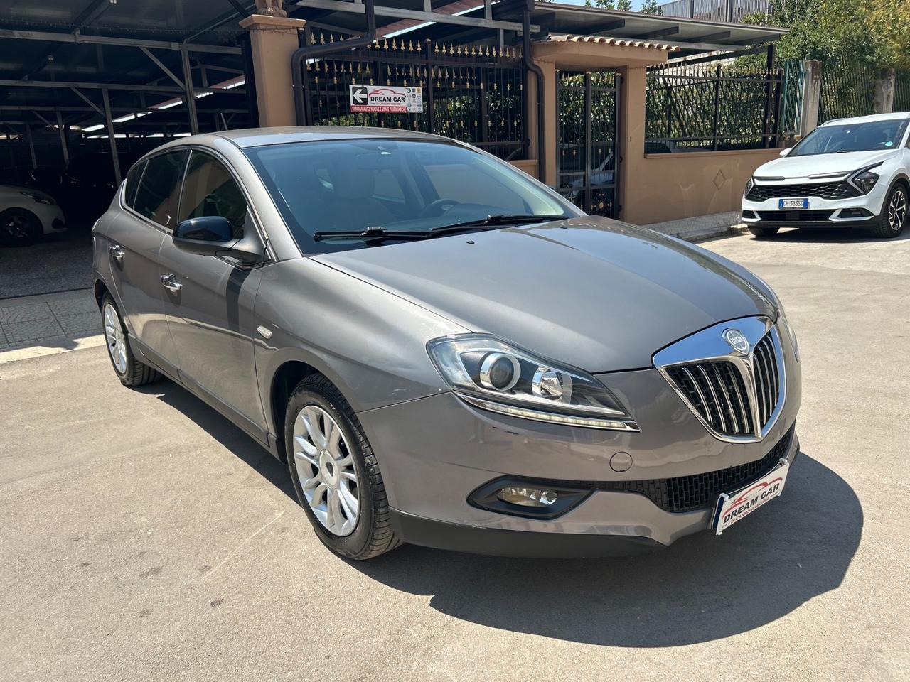 Lancia Delta 1.6 MJT DPF Gold