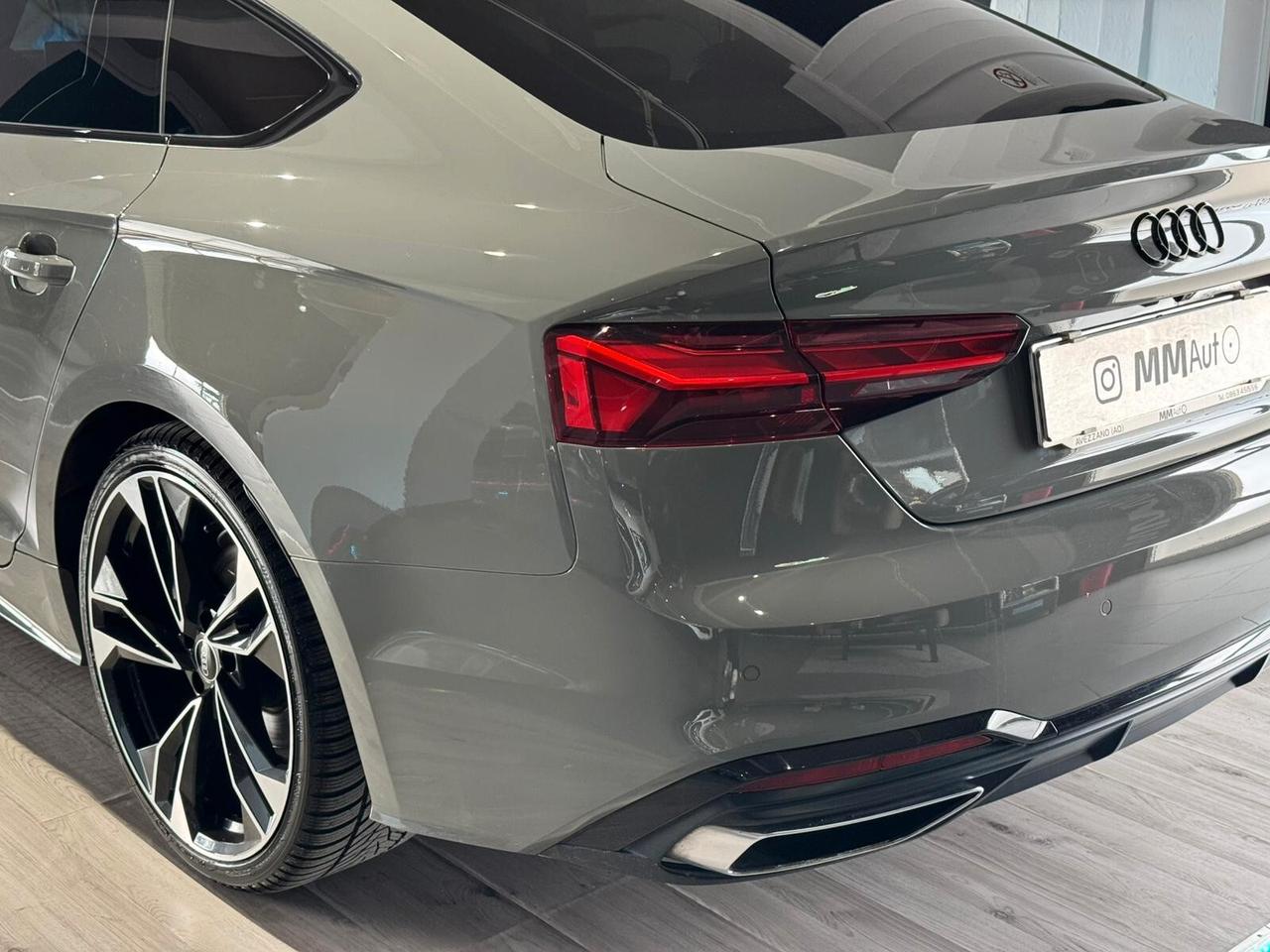 Audi A5 SPB 40 TDI quattro S tronic S-Line Identity Black