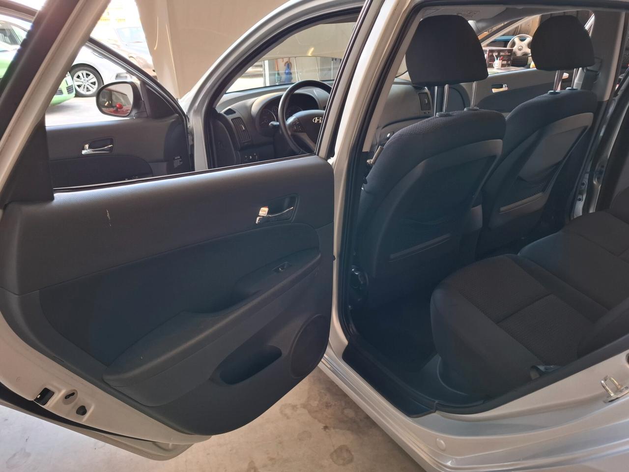 Hyundai i30 1.6 CRDi 90CV 6m. 5p.