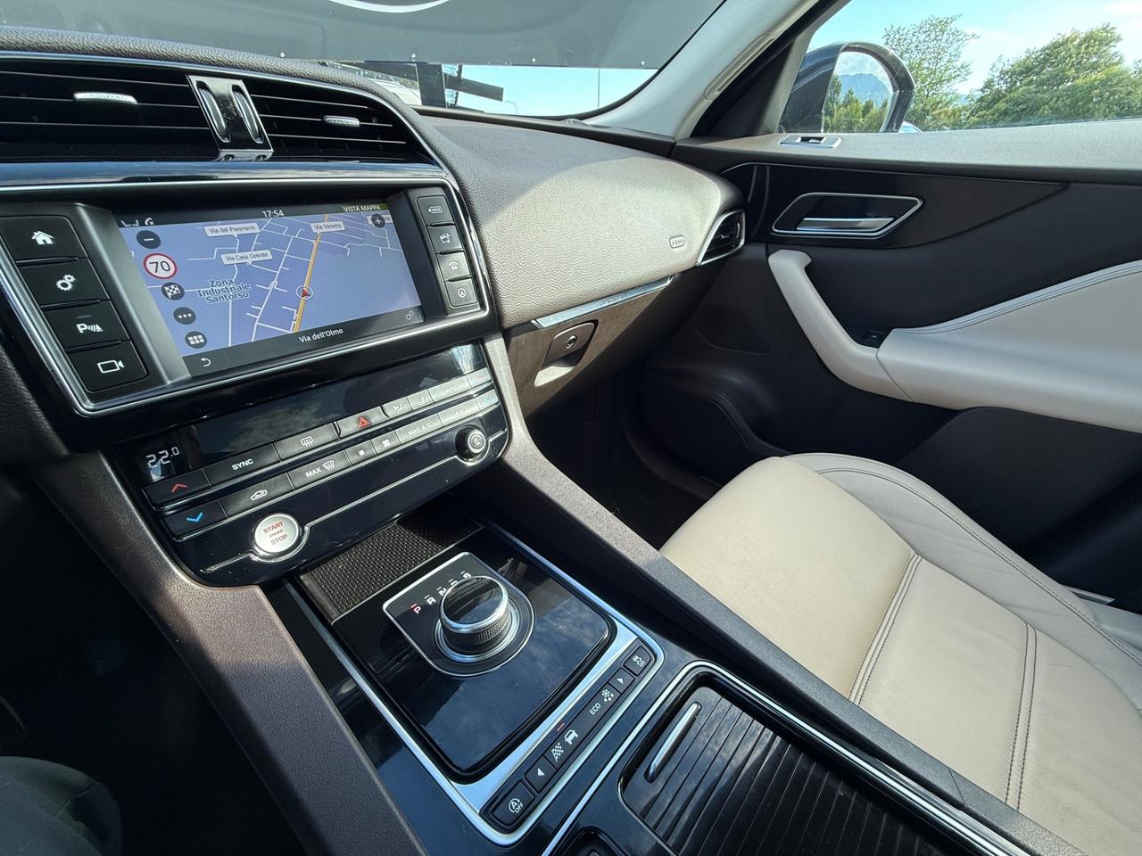 JAGUAR F-Pace 2.0 D 180 CV AWD aut. Portfolio 2018