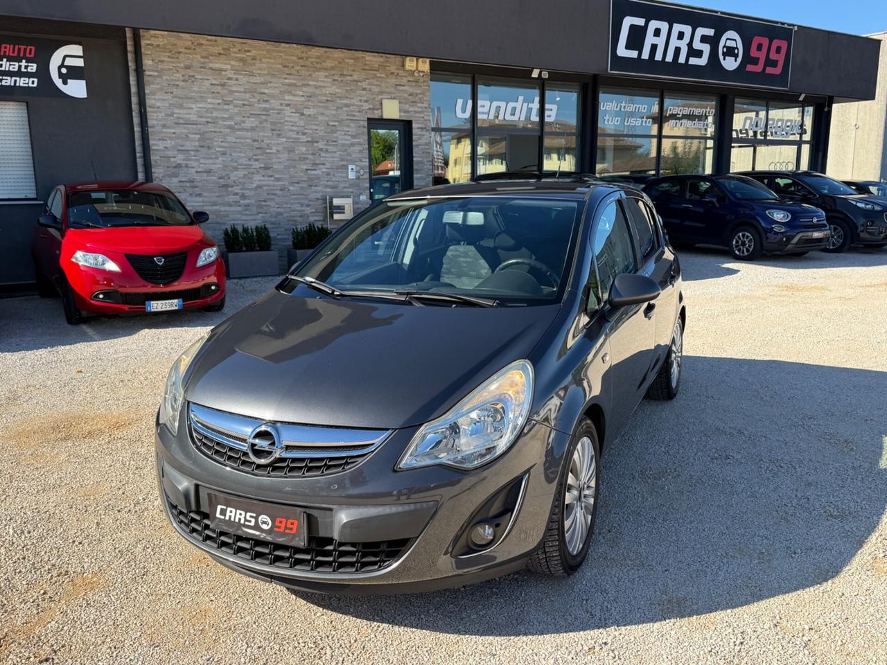 Opel Corsa 1.2 5 porte COSMO