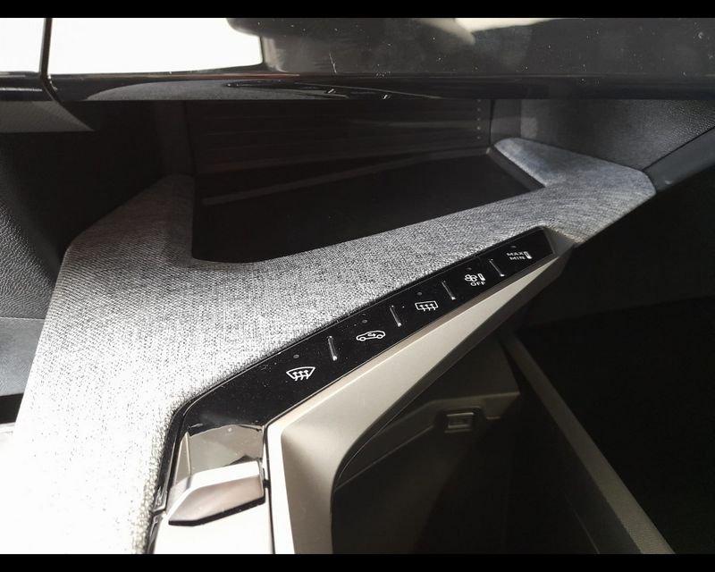 Peugeot 5008 Nuovo Hybrid 145 e-DCS6 ALLURE
