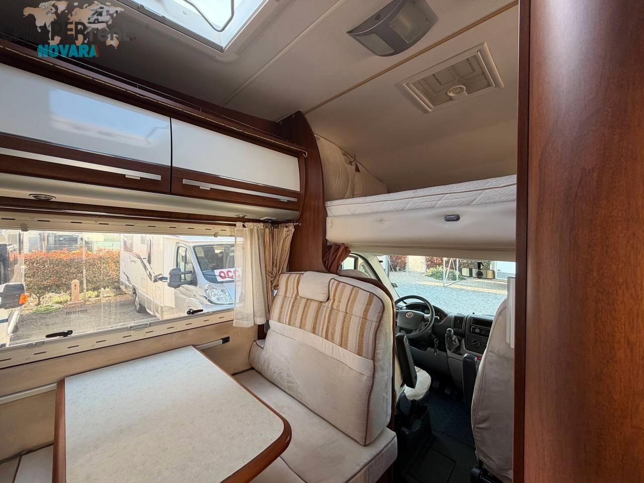 Elnagh PRINCE 47 - MANSARDATO LETTI MAXI IN CODA