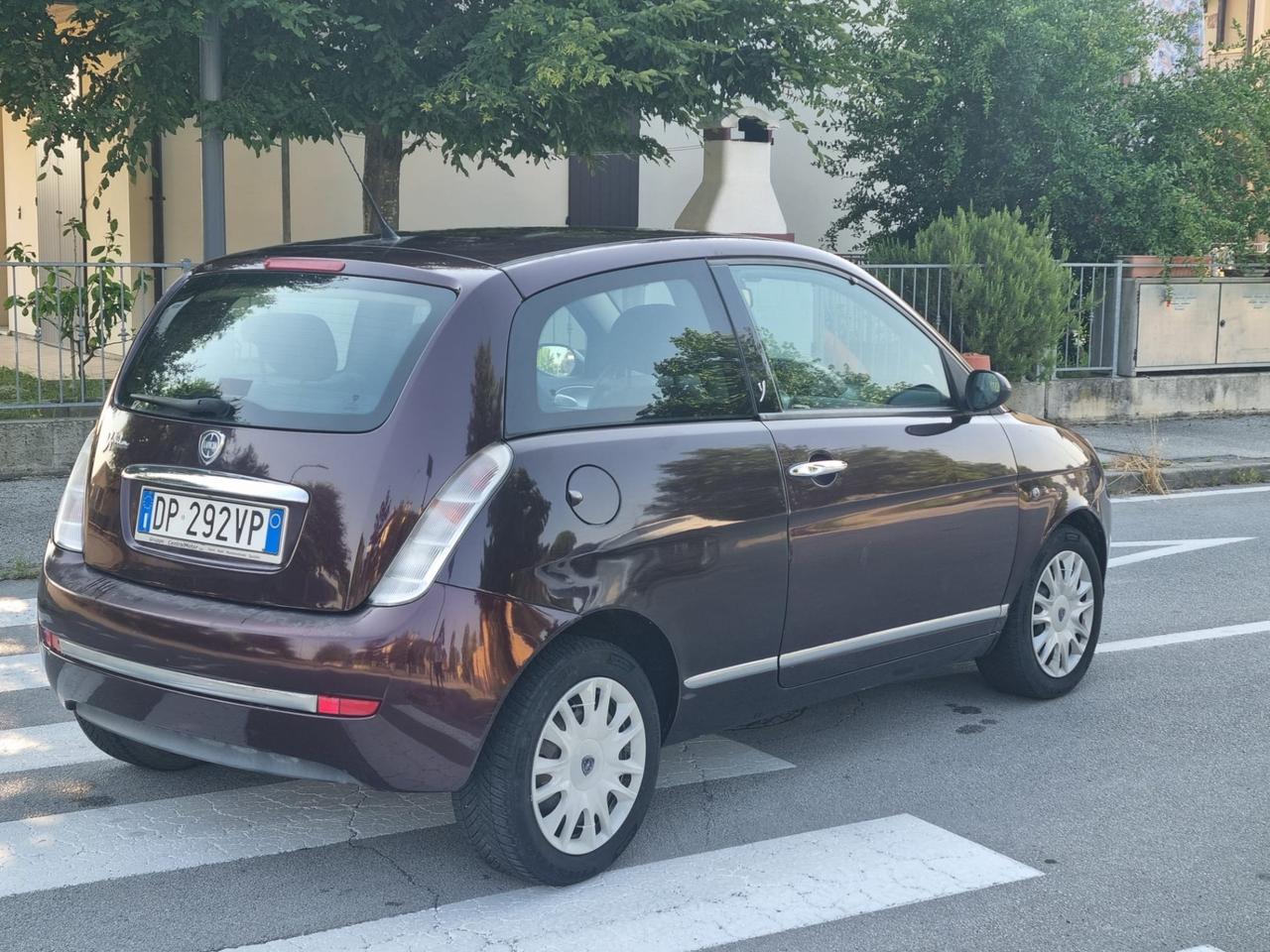 Lancia Ypsilon 1.2 Argento