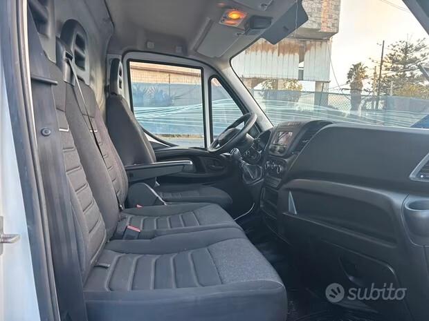 Iveco Daily 35C14 2.3 Diesel - Furgone
