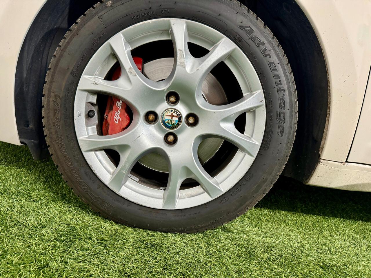 MiTo 1.4 tb Distinctive Premium Pack 155cv EURO5