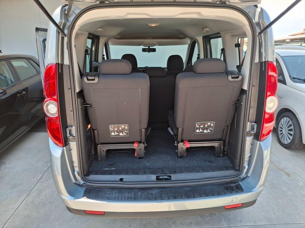 Fiat Doblò 1.6 MultijetDynamic 7 POSTI