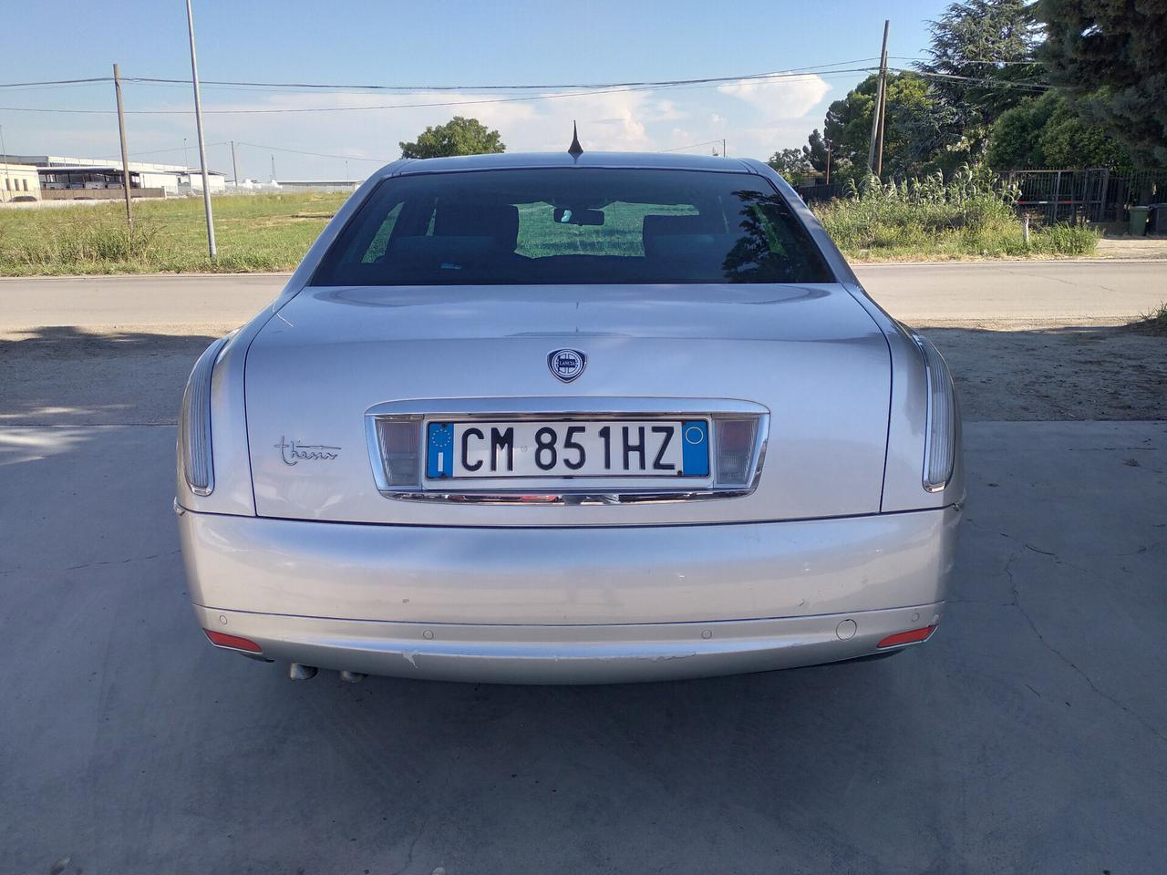 Lancia Thesis 2.4 JTD Emblema