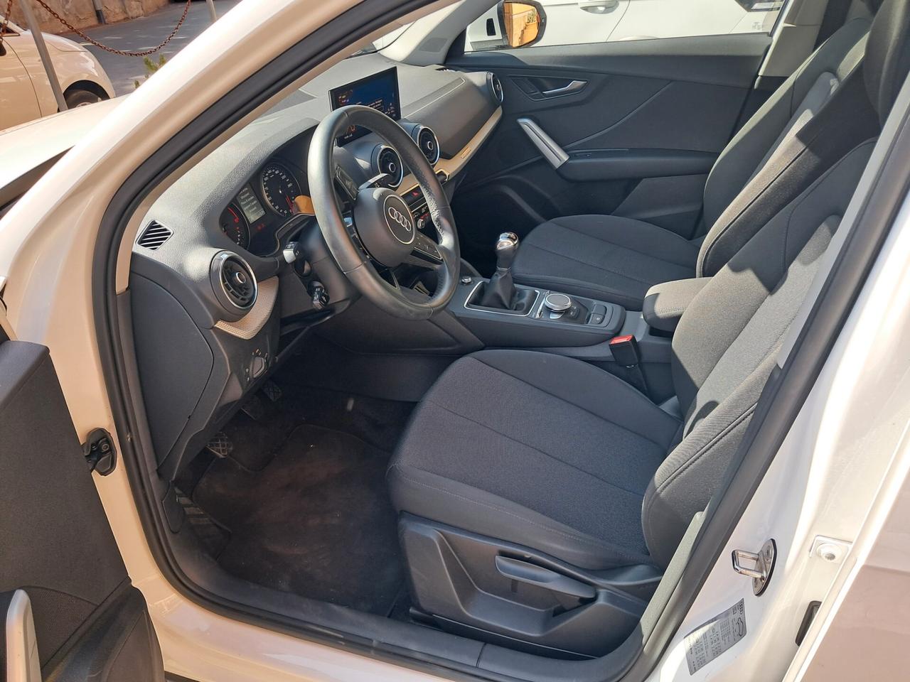Audi Q2 30 TDI Business