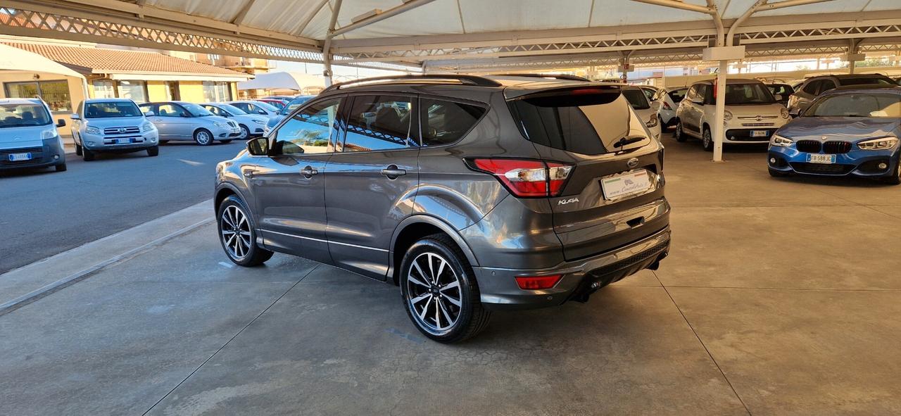 Ford Kuga 1.5 TDCi 120cv 2WD ST-Line