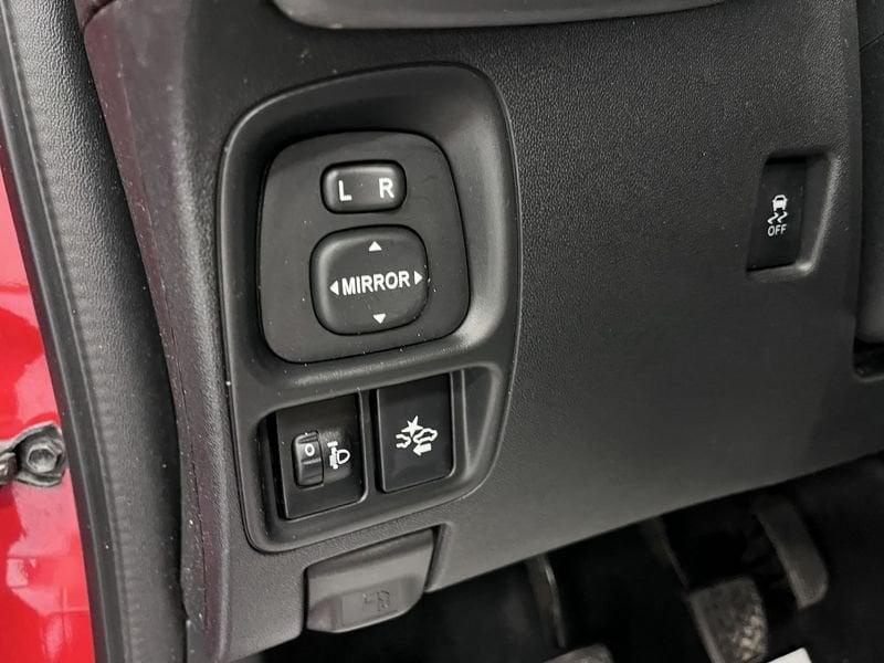 Toyota Aygo Aygo Connect 1.0 VVT-i 72 CV 5 porte x-play