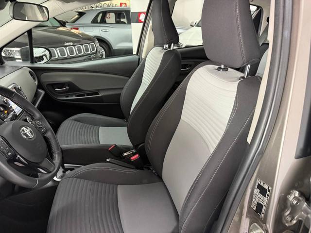 TOYOTA Yaris 1.5 Hybrid 5 porte Business