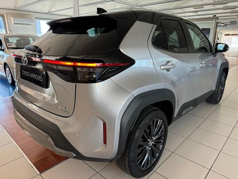 Toyota Yaris Cross 1.5H (116 CV) E-CVT Adventure AWD-i