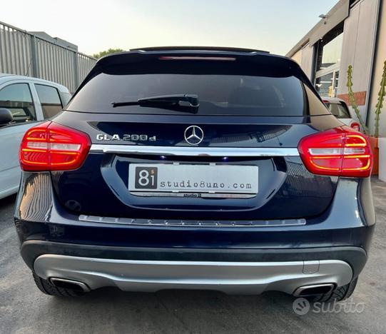 MERCEDES-BENZ GLA 200 d Automatic Enduro Activit