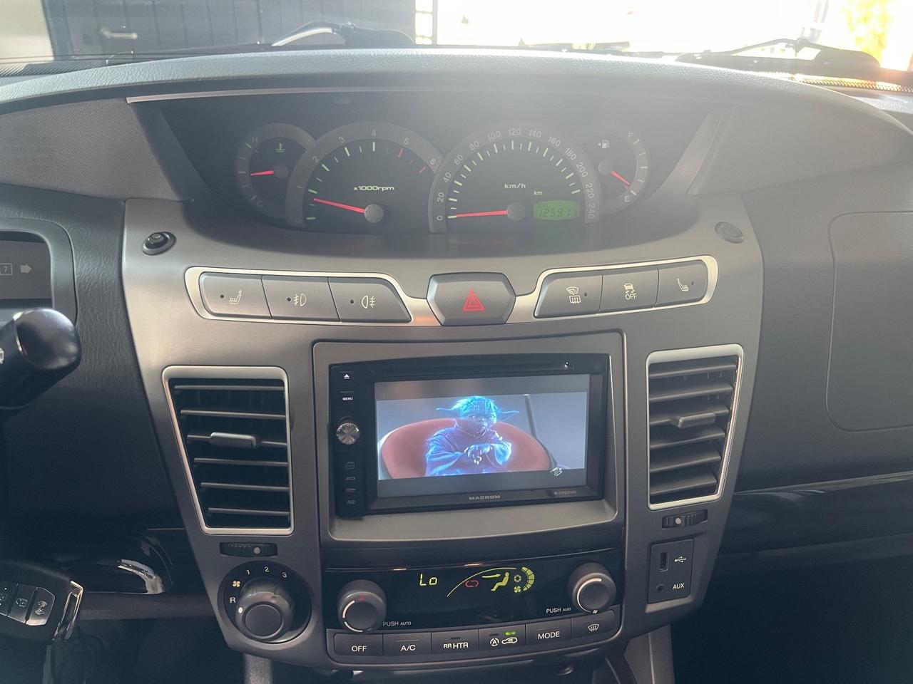 Ssangyong Rodius 2.2 Diesel 4WD A/T Classy Pelle