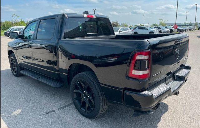 DODGE RAM 1500 5.7 V8 Crew Cab Sport Autocarro N1