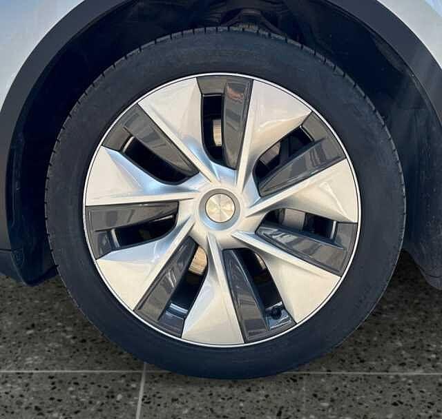 Tesla Model Y 320CV Batt.50kWh RWD - IVA ESPOSTA