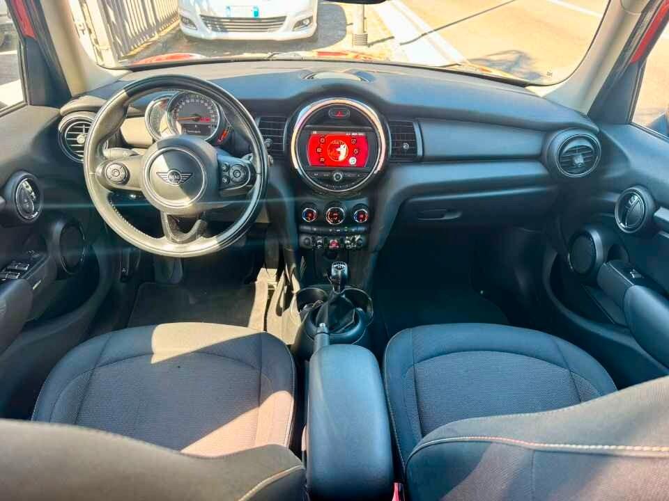 Mini Cooper One 1.5 D Hype 95 CV