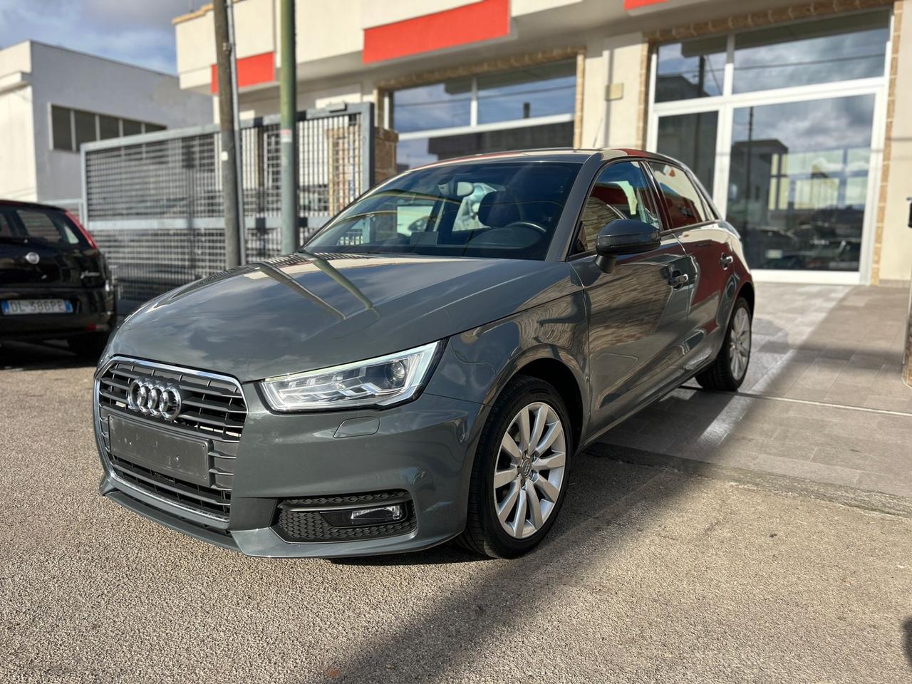 Audi A1 1.4 TDI ultra Design-2015 MATRIX/NAVI/16"