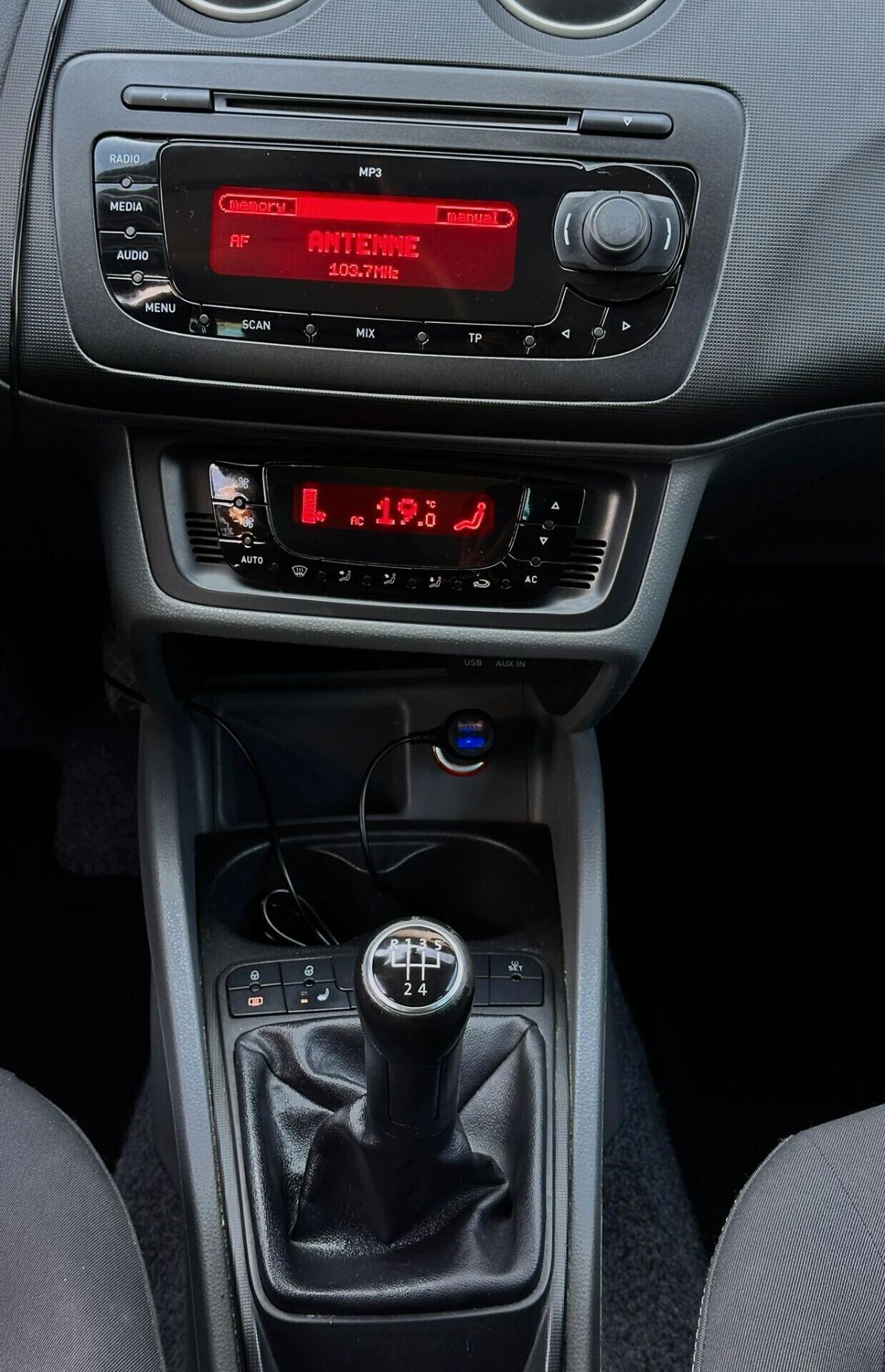 Seat Ibiza 1.4 benzina" COPA"neo patentati