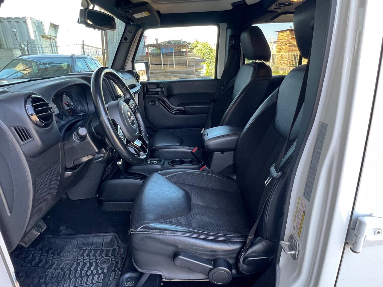 Jeep Wrangler Unlimited 2.8 crd Night Eagle