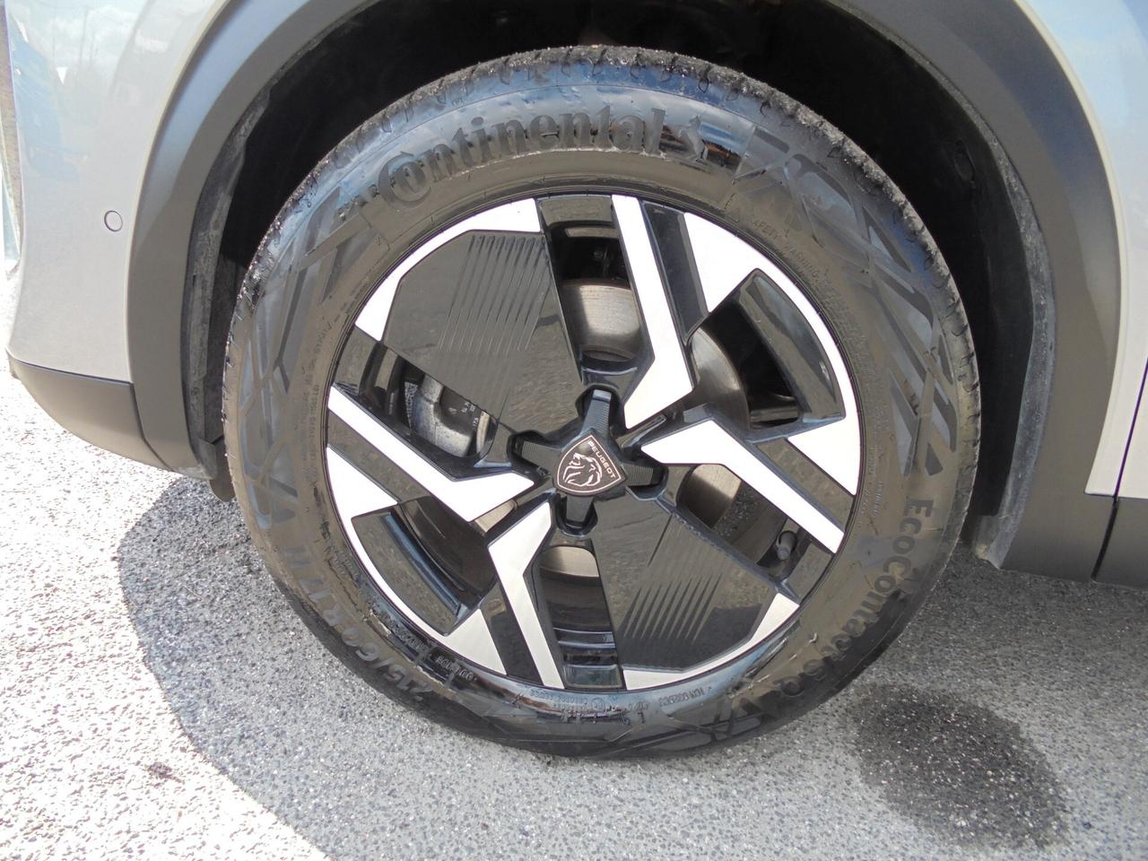 Peugeot 2008 Hybrid 136 e-DCS6 Allure