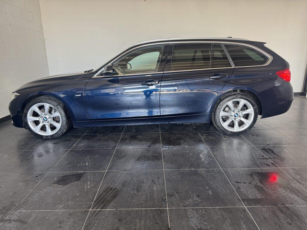 BMW Serie 3 Touring 320 d Luxury Steptronic