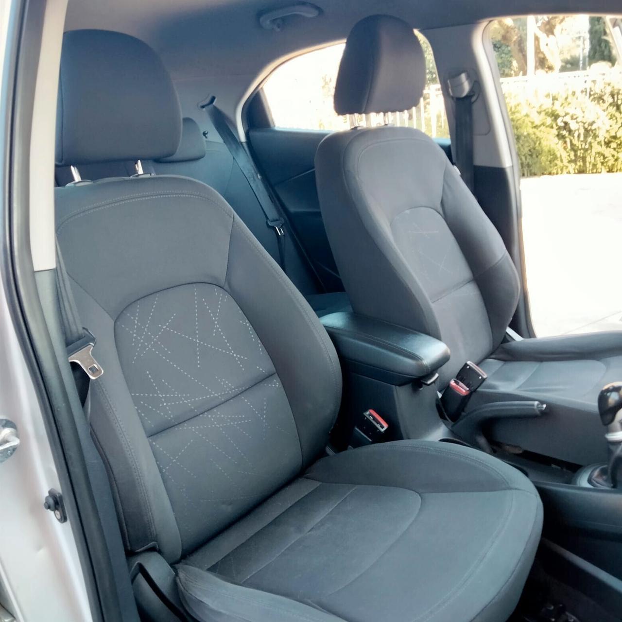 Kia Rio 1.1 CRDi WGT 5p. LX