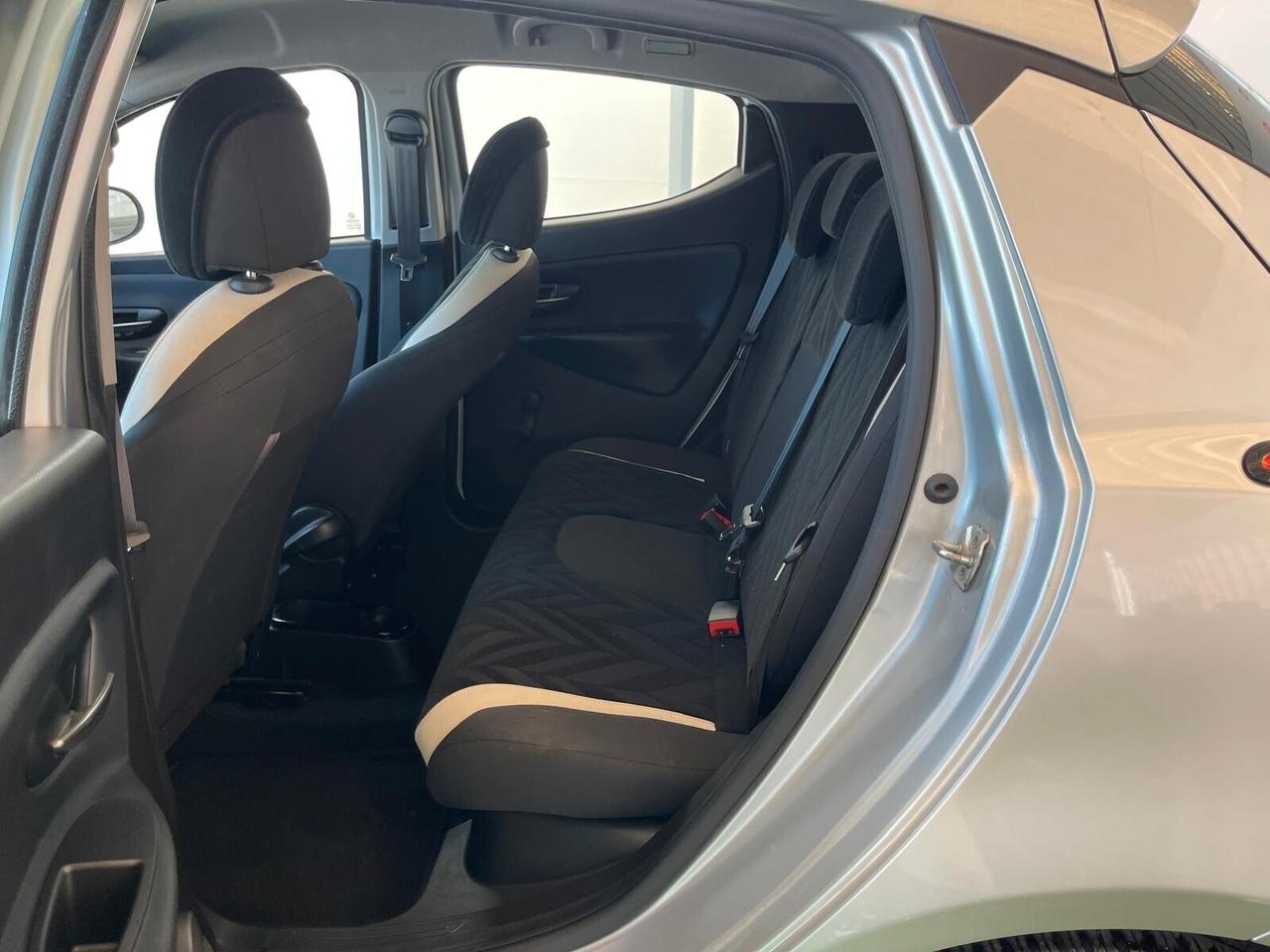 LANCIA YPSILON 1.2 BENZINA 70CV