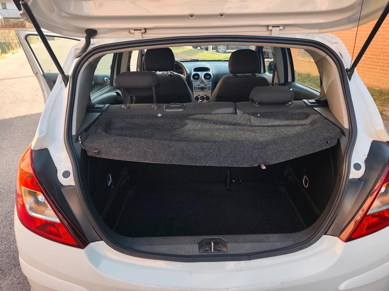 Opel Corsa 1.2 benz 5 porte Sport euro 5
