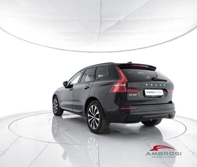 VOLVO XC60 B4 automatico Plus Dark