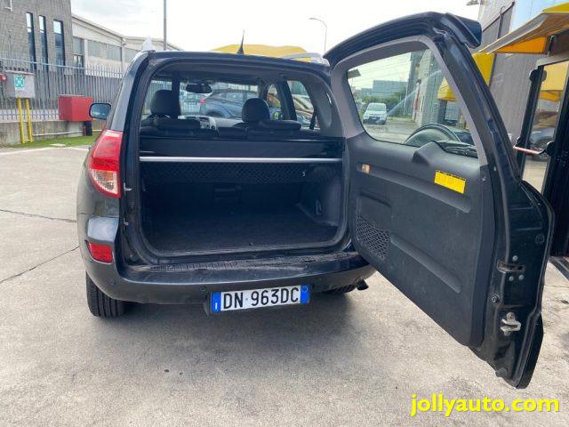 TOYOTA RAV 4 MY23 RAV4 2.2 D-4D 136 CV DPF Luxury