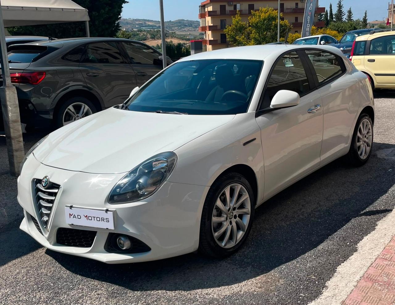 Alfa Romeo Giulietta 1.6 JTDm-2 105 CV Exclusive