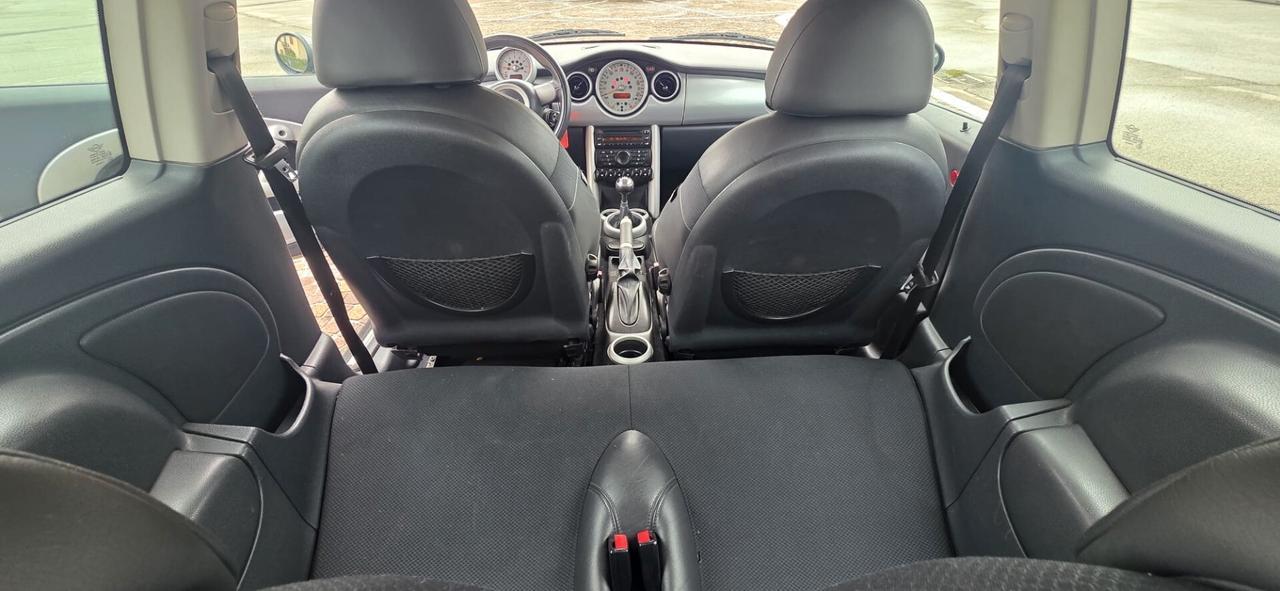 Mini 1.6 16V Cooper