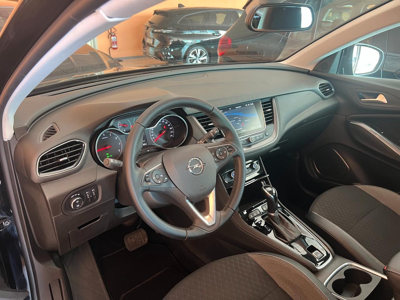 Opel Grandland X 1.5 diesel Ecotec aut. Business Elegance