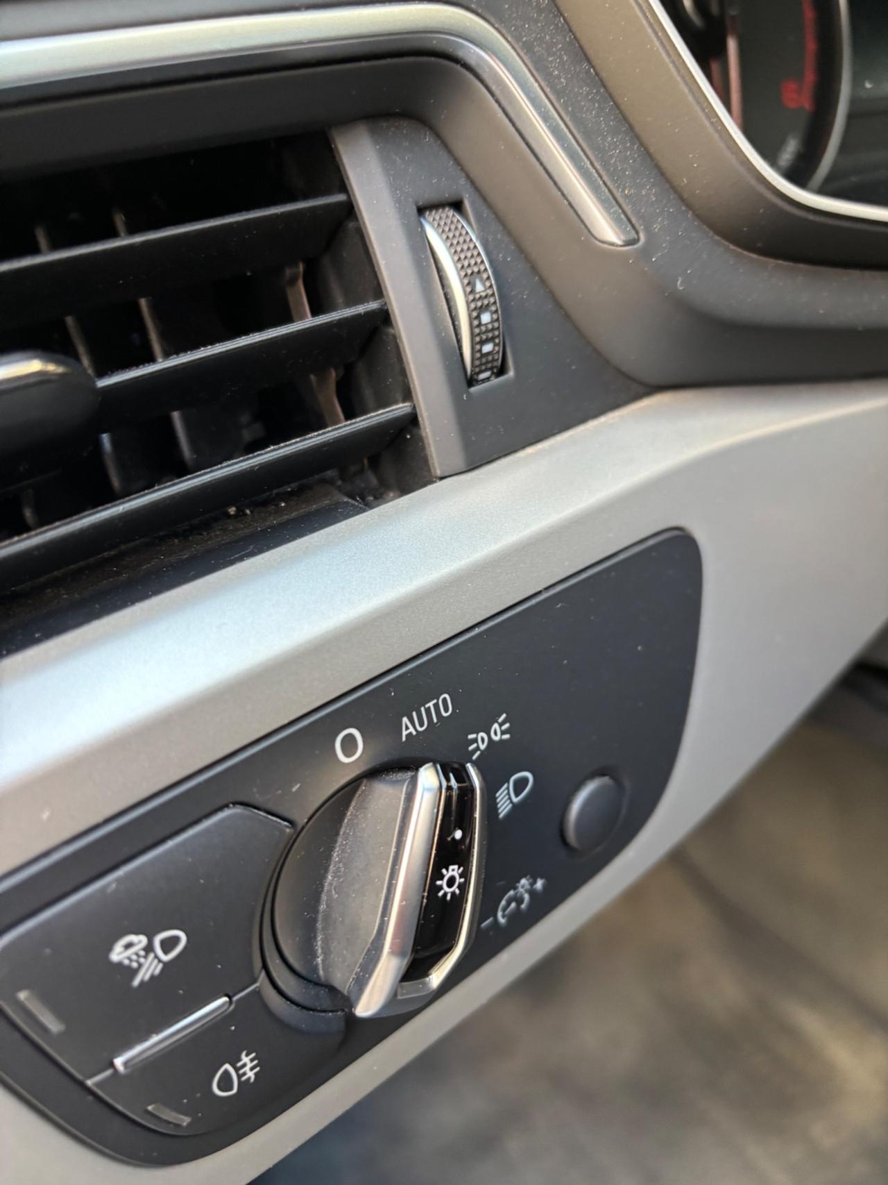 Audi A4 Avant 2.0 TDI 150 CV Business Sport
