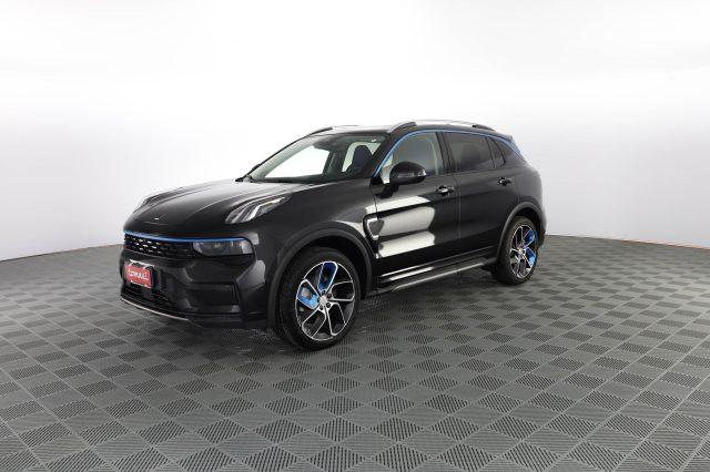 LYNK & CO 01 01 PHEV