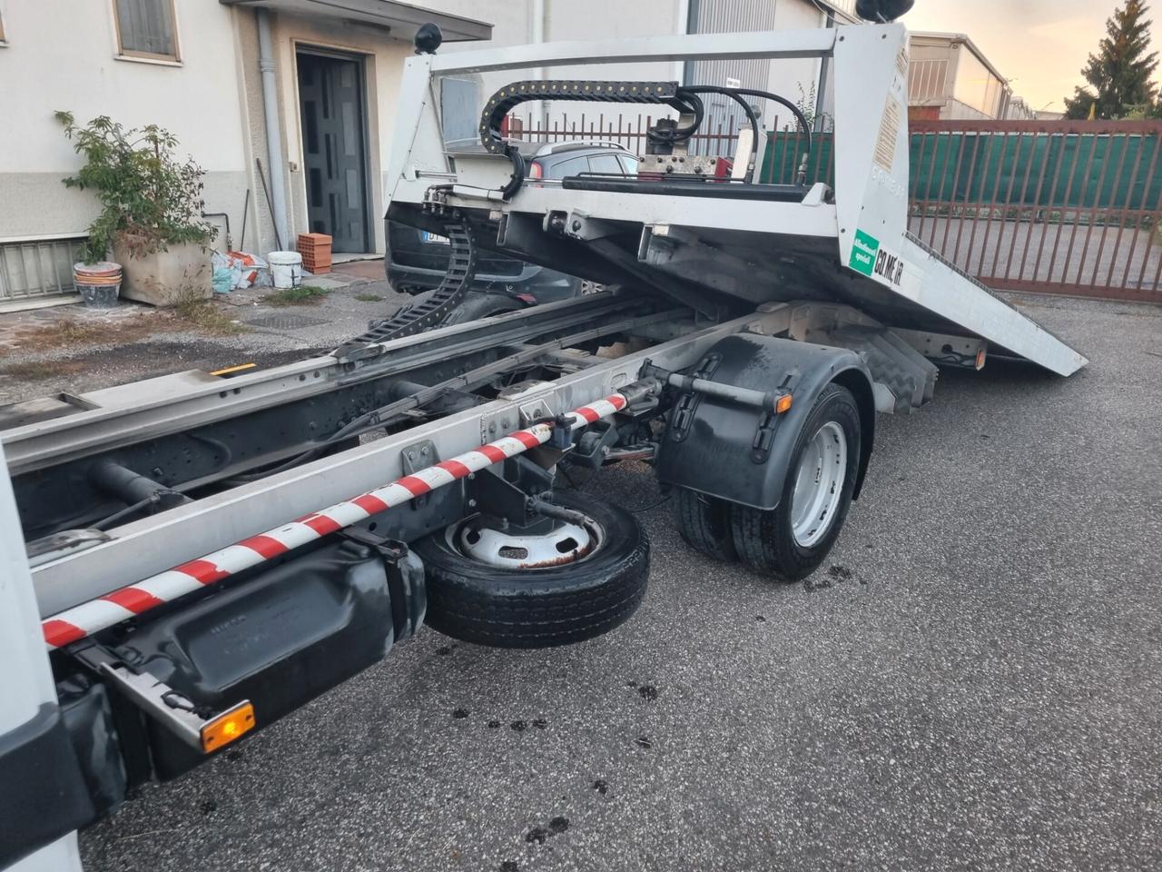 Iveco daily carroattrezzi