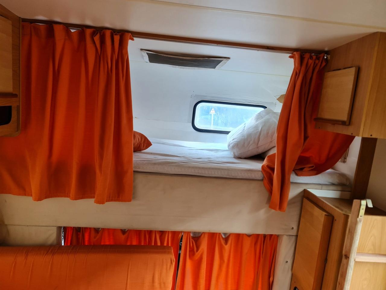CAMPER FORD TRANSIT ROLLER TEAM 5 POSTI